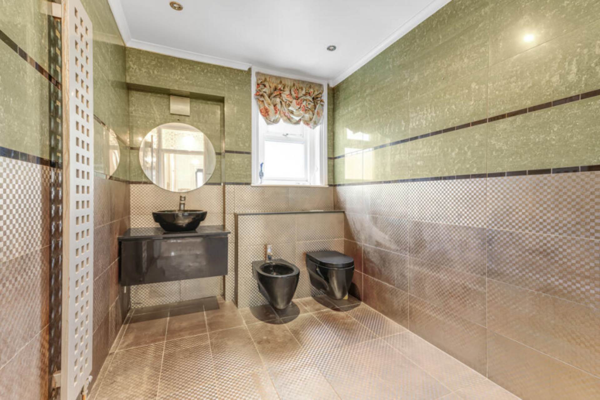 Leopold Road, Ealing Common, W5 3PB, Image 16
