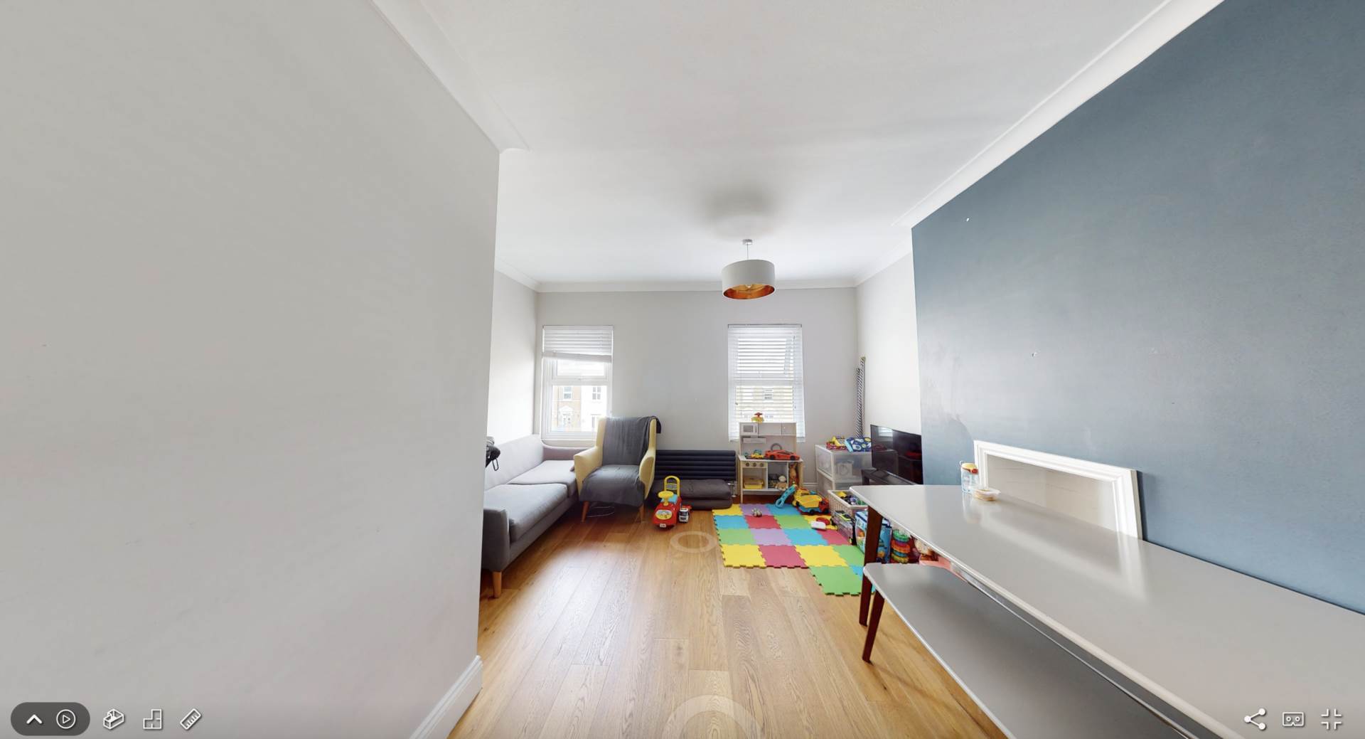 Uxbridge Road, Shepherds Bush, W12 8NL, Image 6