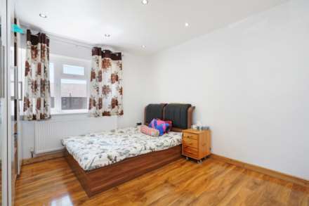 Darwin Drive, Greenford, UB1 3JY, Image 12