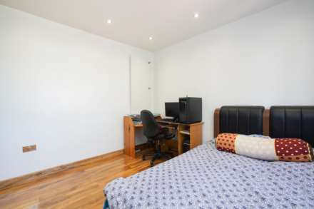 Darwin Drive, Greenford, UB1 3JY, Image 8