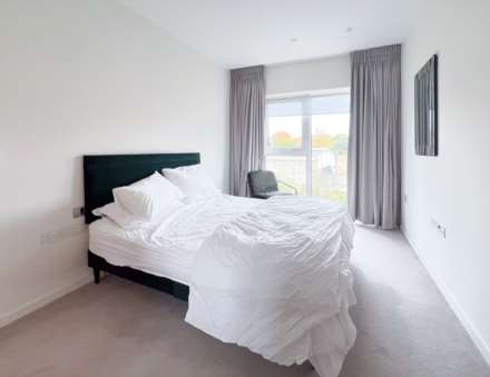 Columbia Garden, Fulham, London SW6 1FA, Image 3