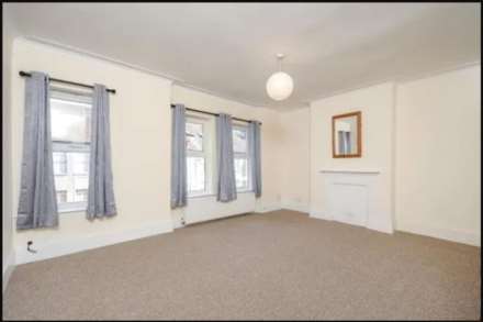 Hoyle Road, Tooting Broadway, SW17 0RS, Image 5