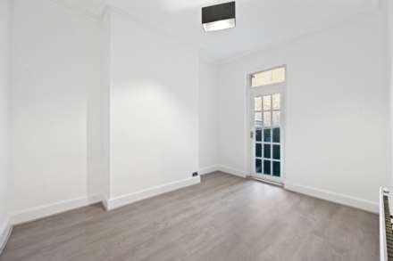 Sterne Street, Shepherds Bush, W12 8AB, Image 2