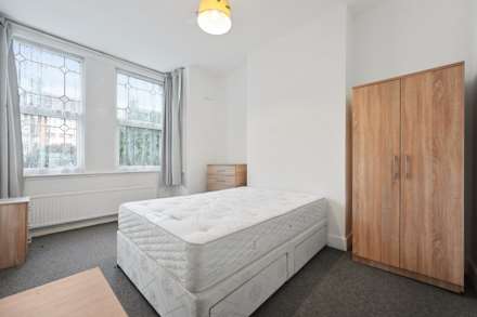 Gleneagle Road, Streatham Common, London, SW16 6AZ, Image 4