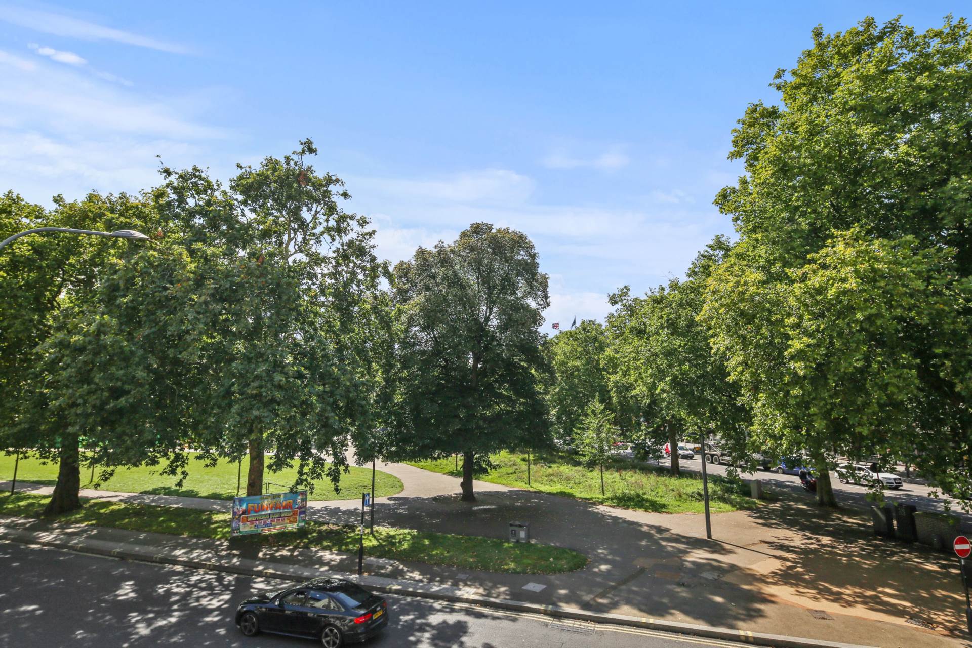 Uxbridge Road, Shepherds Bush, London W12 8AA, Image 19