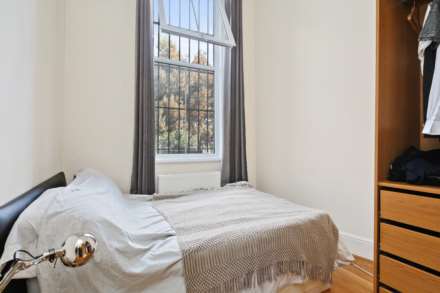 Uxbridge Road, Shepherds Bush, London W12 8AA, Image 8