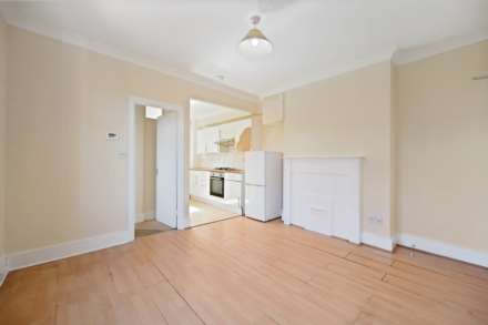 Wotton Road, Cricklewood, NW2 6PX, Image 8