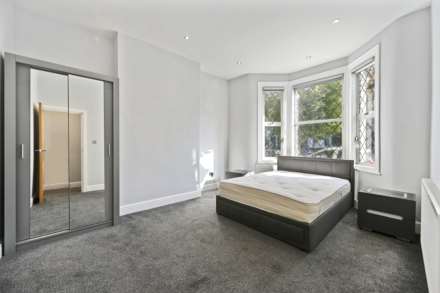 Eynham Road, North Kensington, London W12 0HB, Image 4