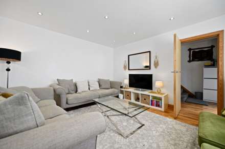 Darwin Drive, Greenford, UB1 3JY, Image 3