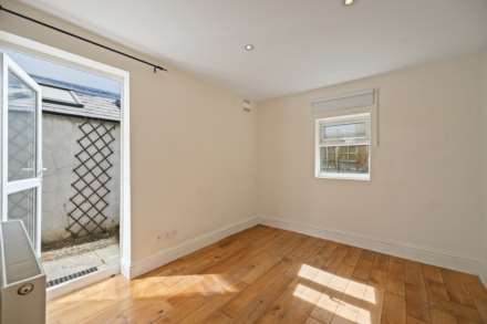 Bishops Road, London, SW6 7AA, Image 6