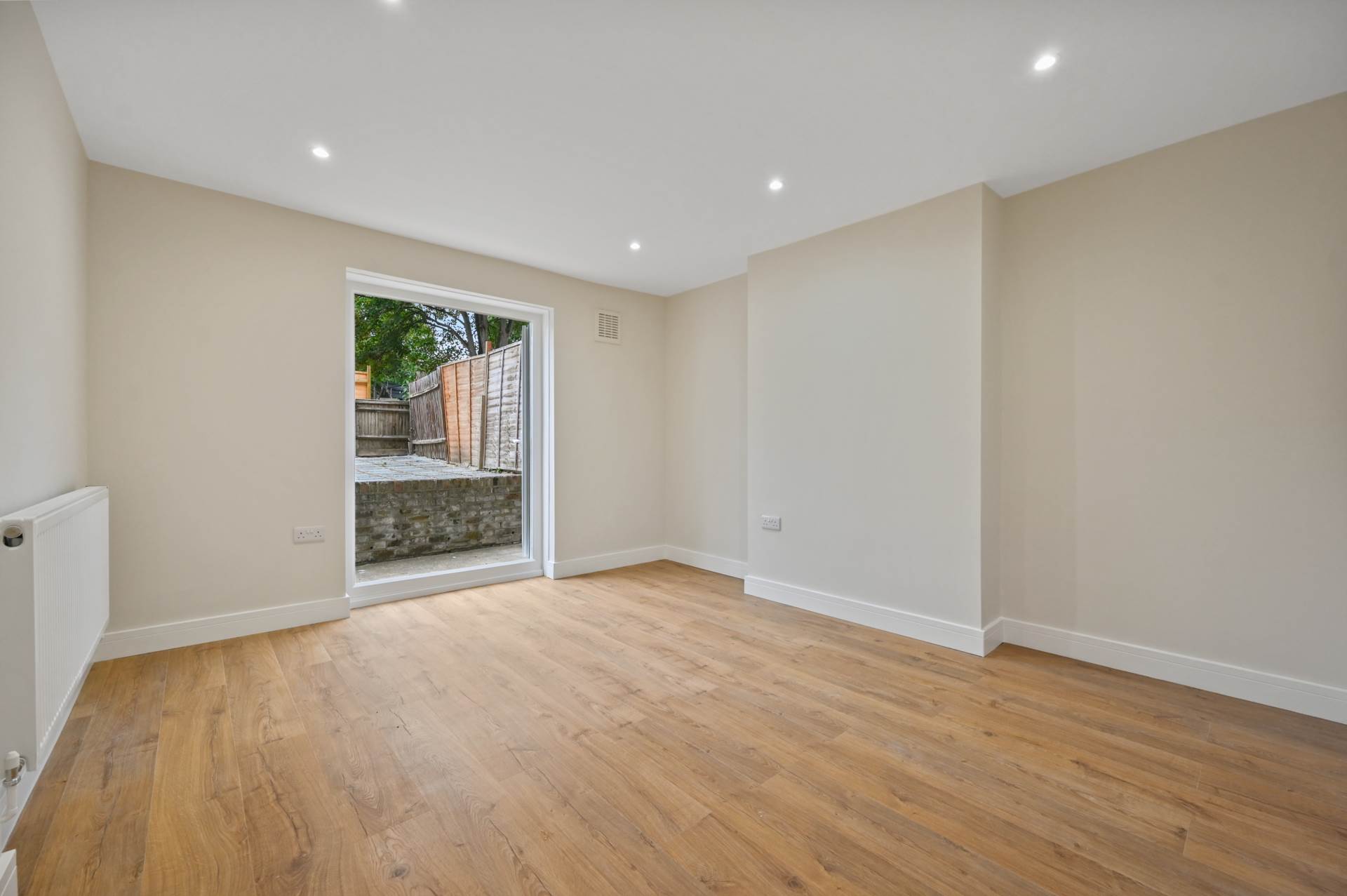 Coningham Road, Shepherds Bush, W12 8BU, Image 3