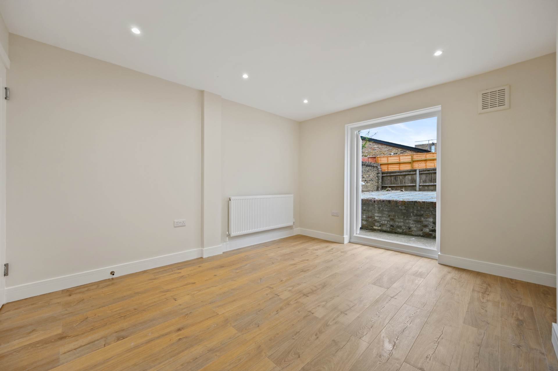 Coningham Road, Shepherds Bush, W12 8BU, Image 4