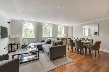 Kensington Gardens Square, Hyde Park, W2 4BB, Image 1