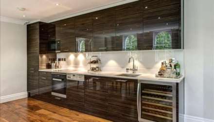 Kensington Gardens Square, Hyde Park, W2 4BB, Image 2