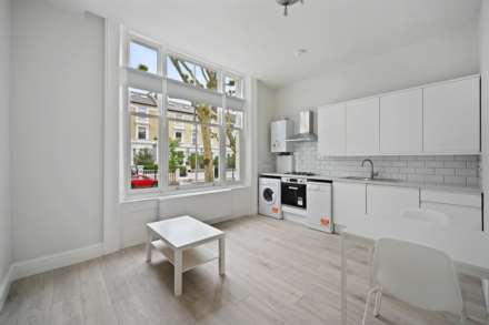 1 Bedroom Apartment, Bassett Road, Ladbroke Grove, London, W10 6JL