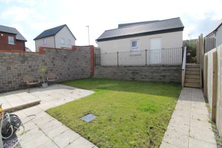 Millmount Village Gardens, Belfast, Image 9