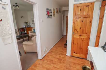 8 Canberra Gardens, Belfast, Image 4