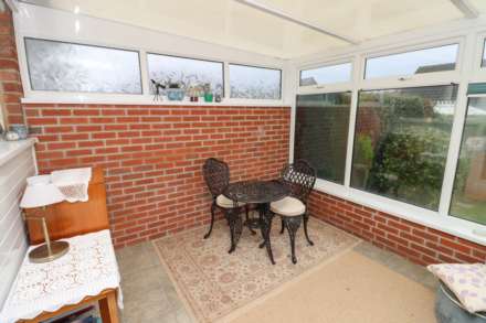 8 Canberra Gardens, Belfast, Image 9