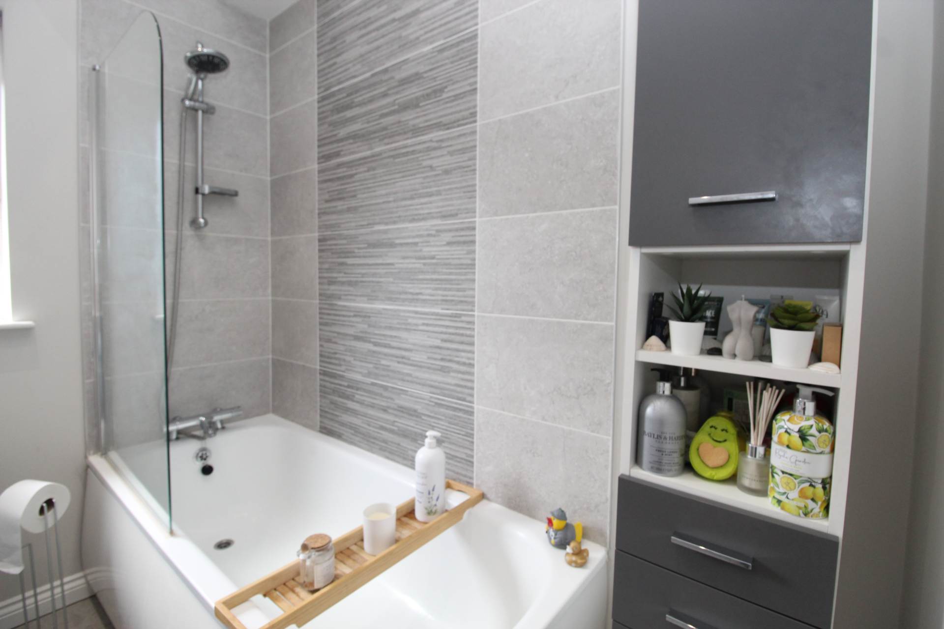 Apt 3 6 Loughan Hall, Dundonald, Image 18