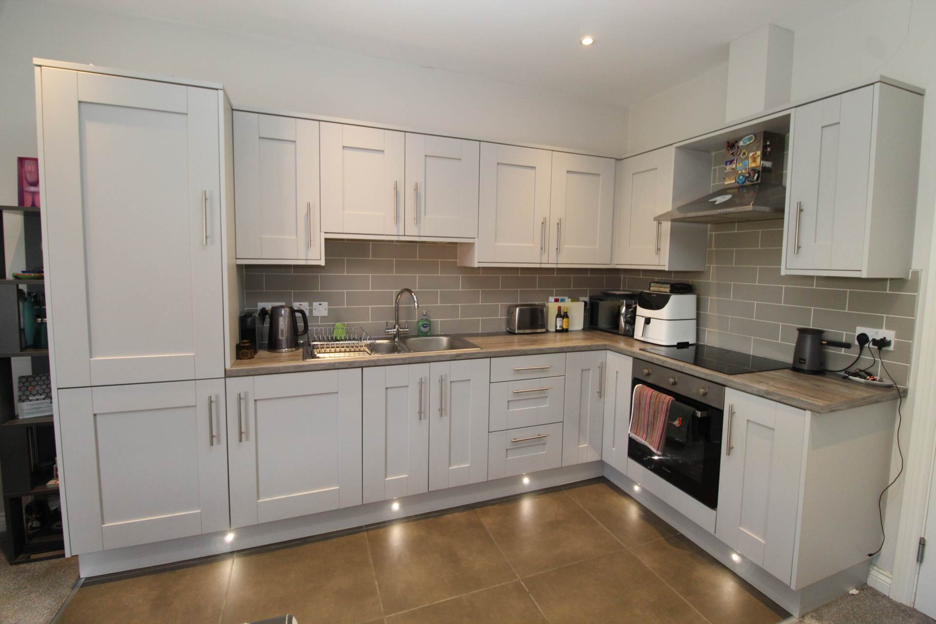 Apt 3 6 Loughan Hall, Dundonald, Image 7