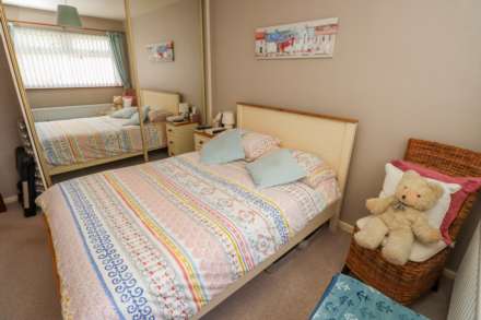 31 Canberra Park, Dundonald, Image 13