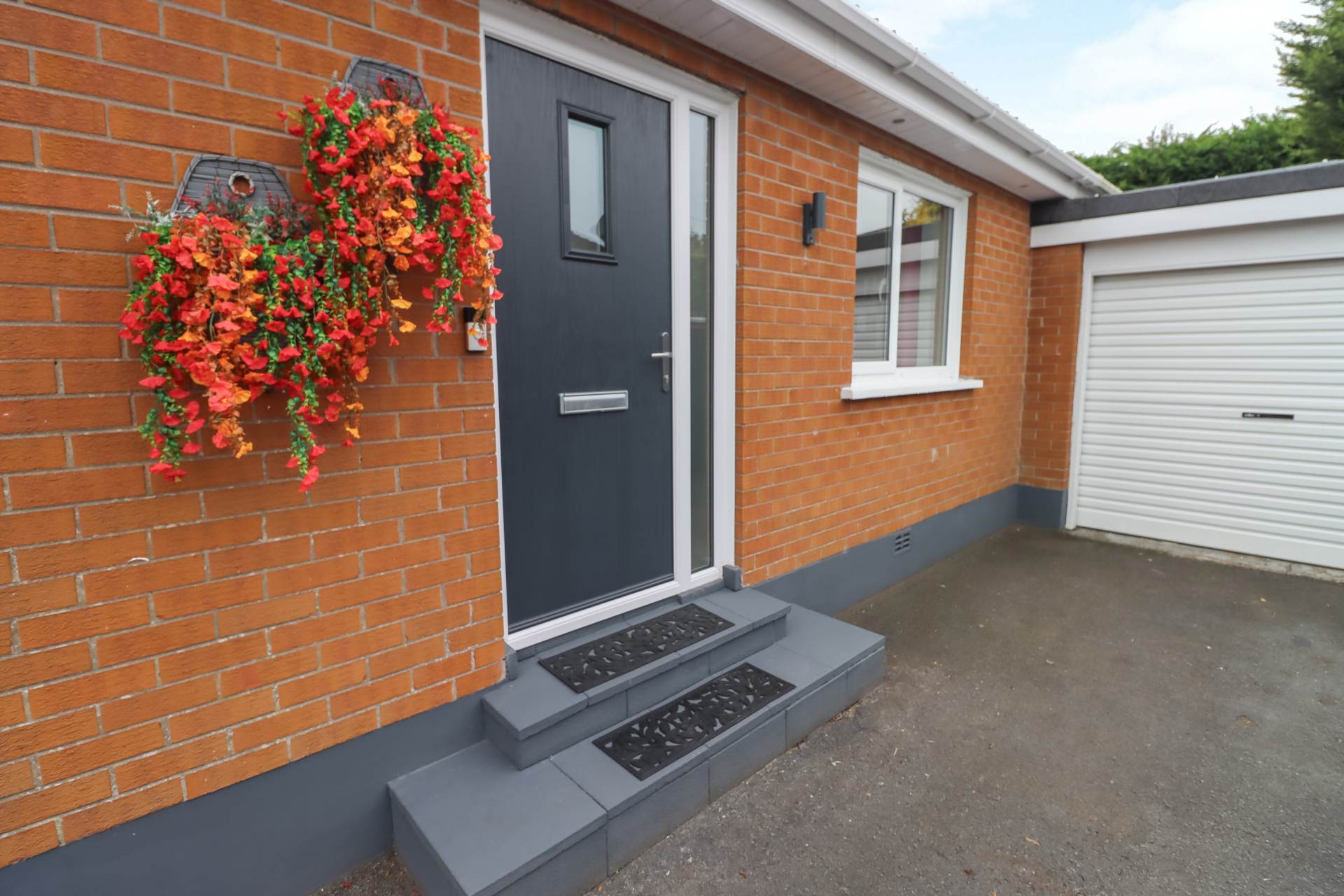 19 Carrowreagh Gardens, Dundonald, Image 2