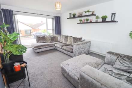 19 Carrowreagh Gardens, Dundonald, Image 4