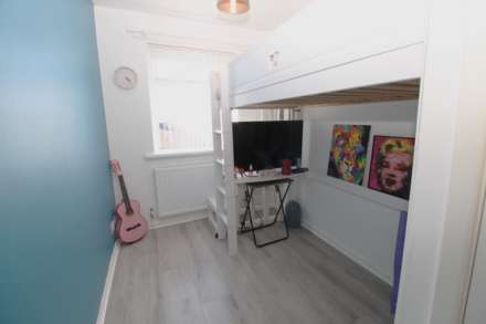 30 Castlemore Avenue, Castlereagh, Image 12