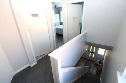 30 Castlemore Avenue, Castlereagh, Image 8