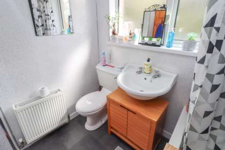 14 Castlemore Park, Castlereagh, Image 16