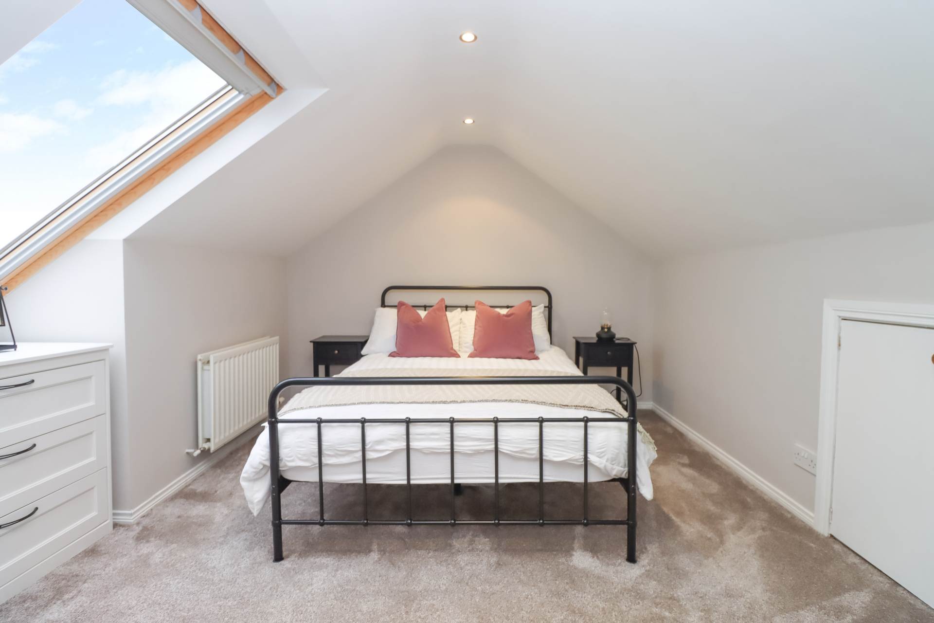 77 Church Road, Dundonald, Image 25