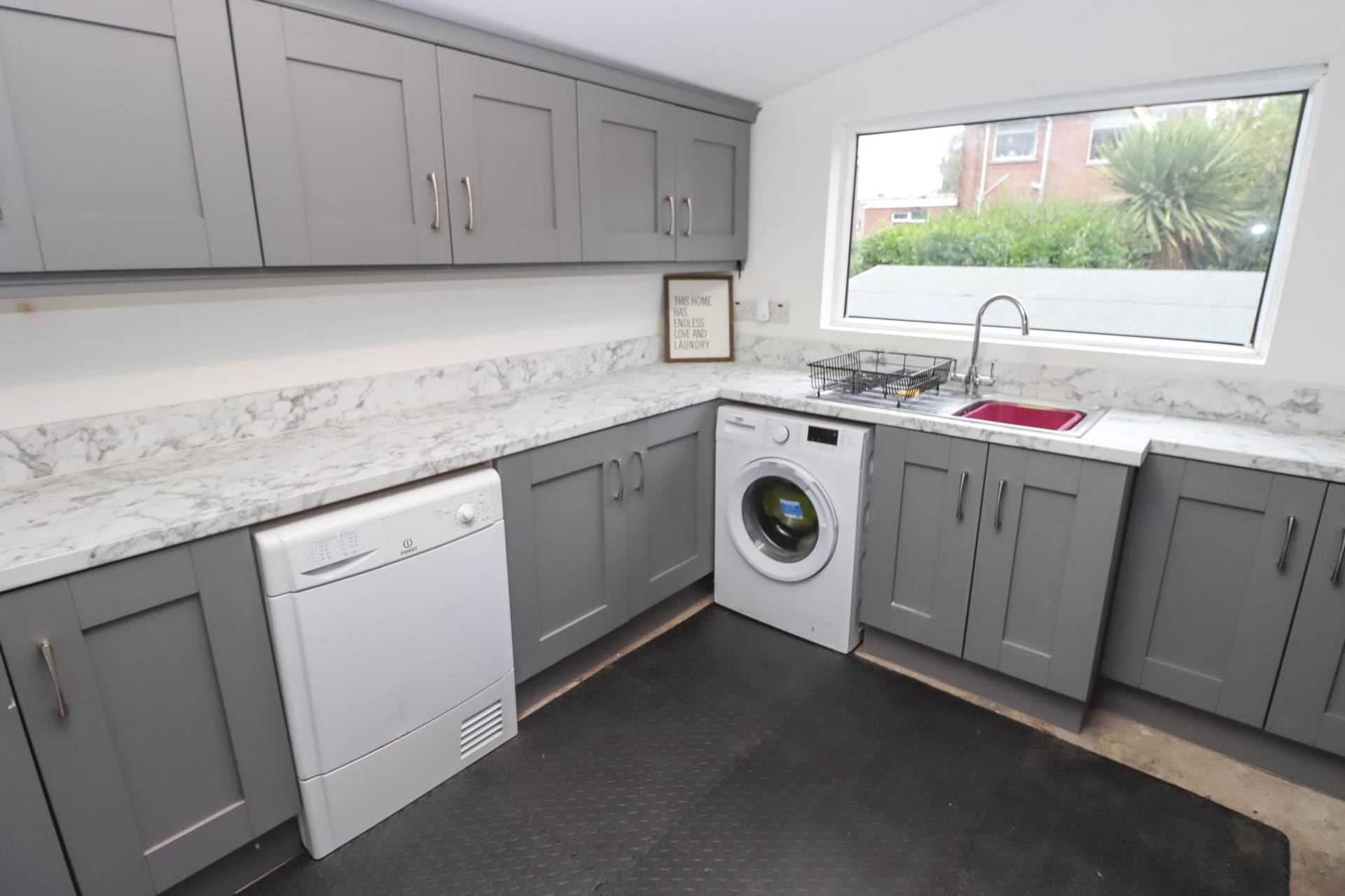 77 Church Road, Dundonald, Image 27