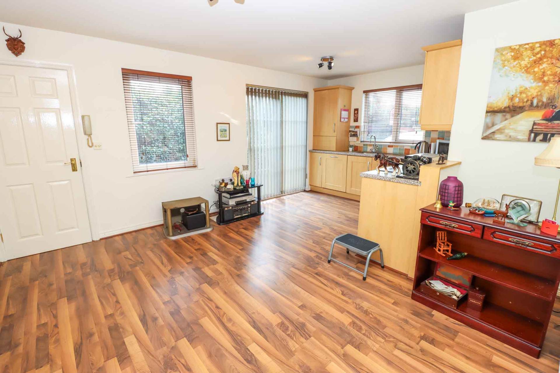 2 Dunlady Court, Belfast, Image 4