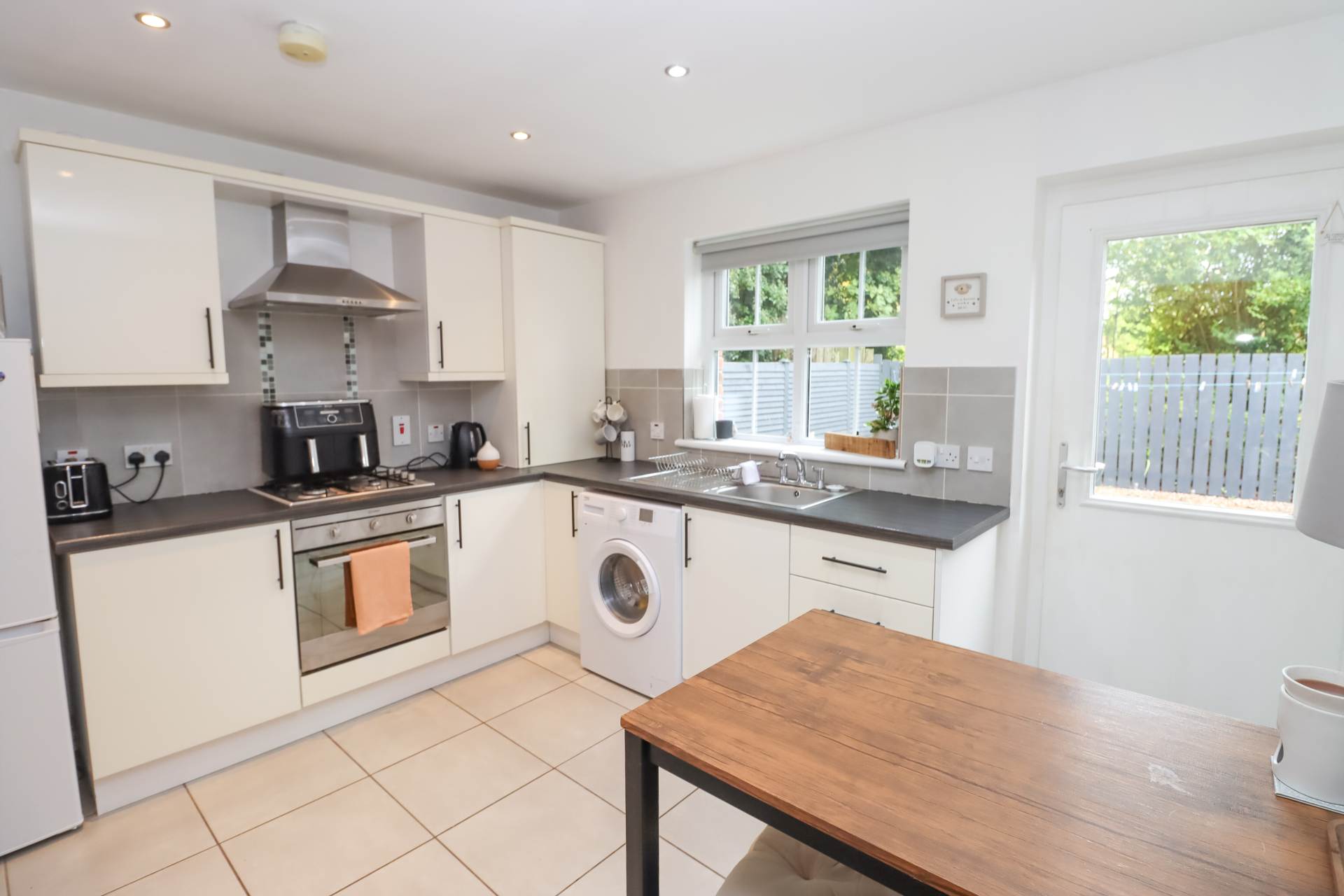 33 Old Church Square, Belfast, Image 6