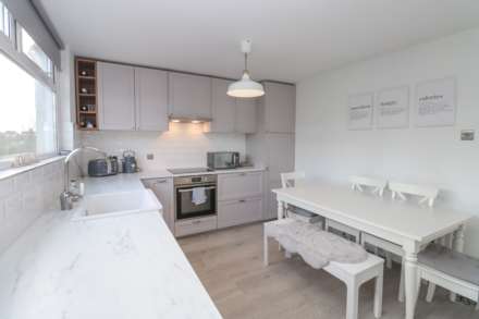 18 Culross Drive, Dundonald, Image 9