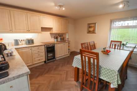 Melfort Drive, Castlereagh, Image 9