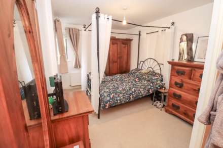 Apt 8 Luna Building, Dunmurry, Image 8