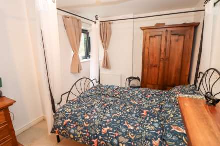 Apt 8 Luna Building, Dunmurry, Image 9