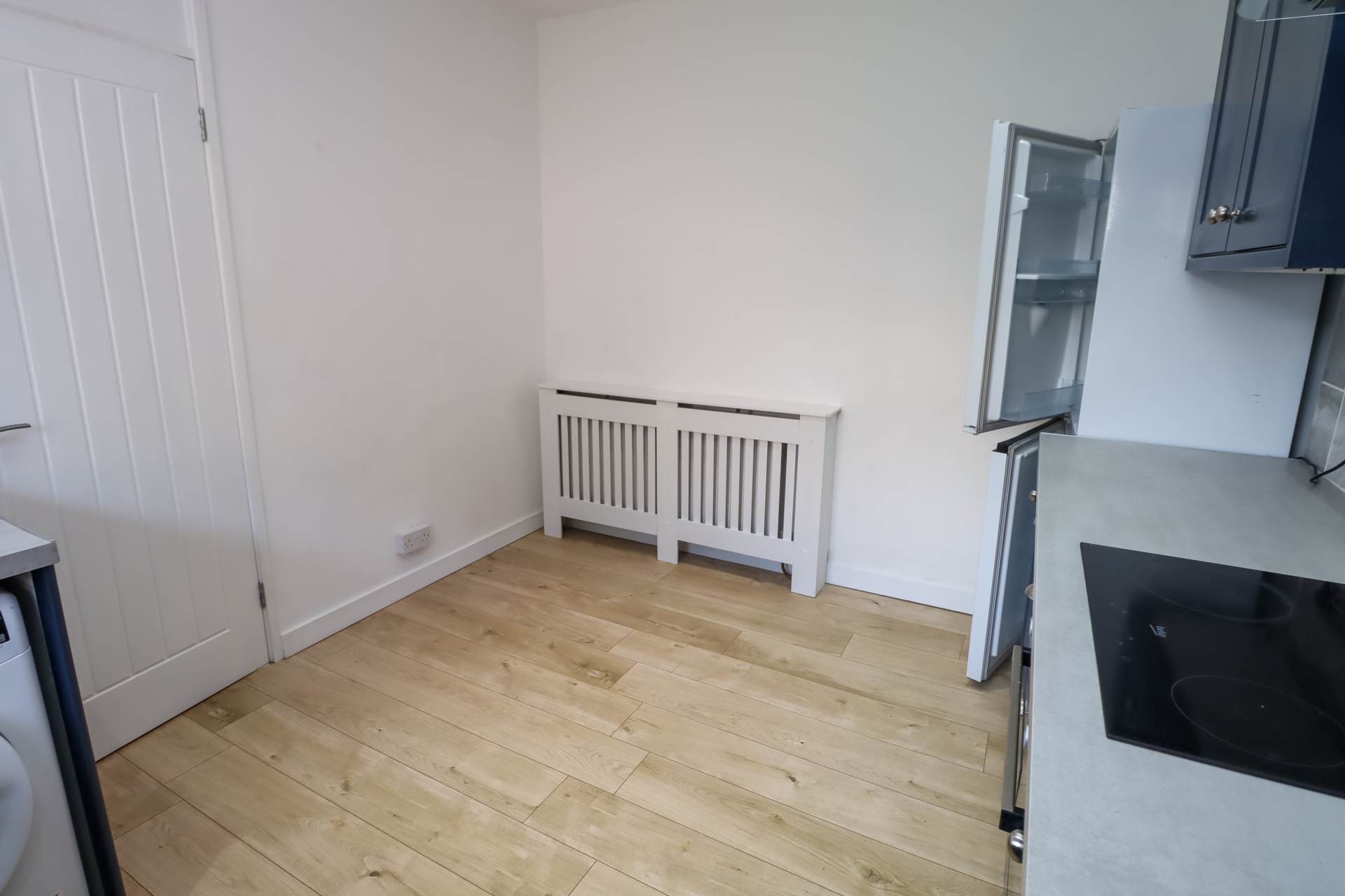 11 Claggan Gardens, Belfast, Image 10