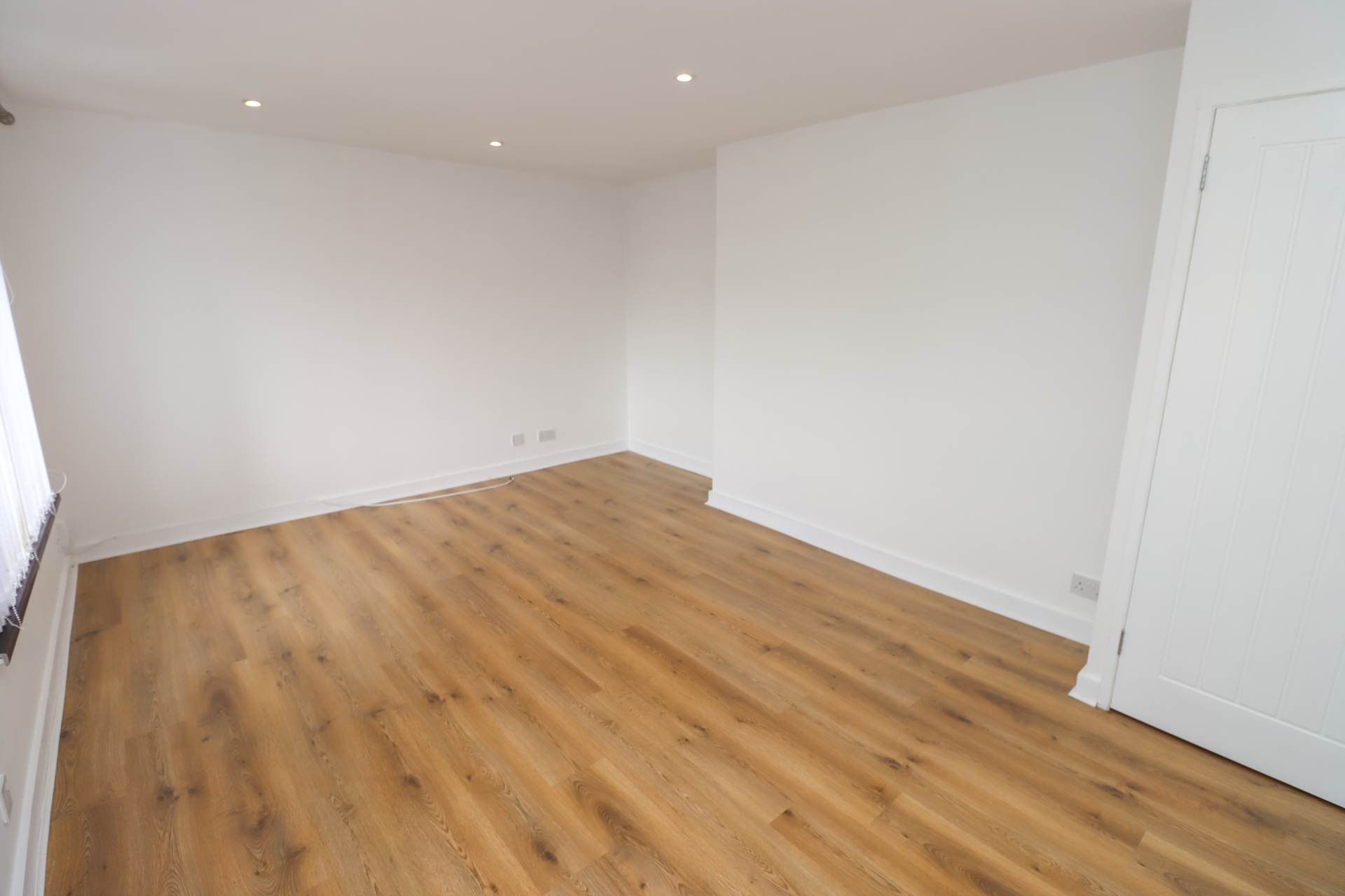 11 Claggan Gardens, Belfast, Image 5