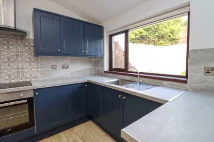 11 Claggan Gardens, Belfast, Image 9