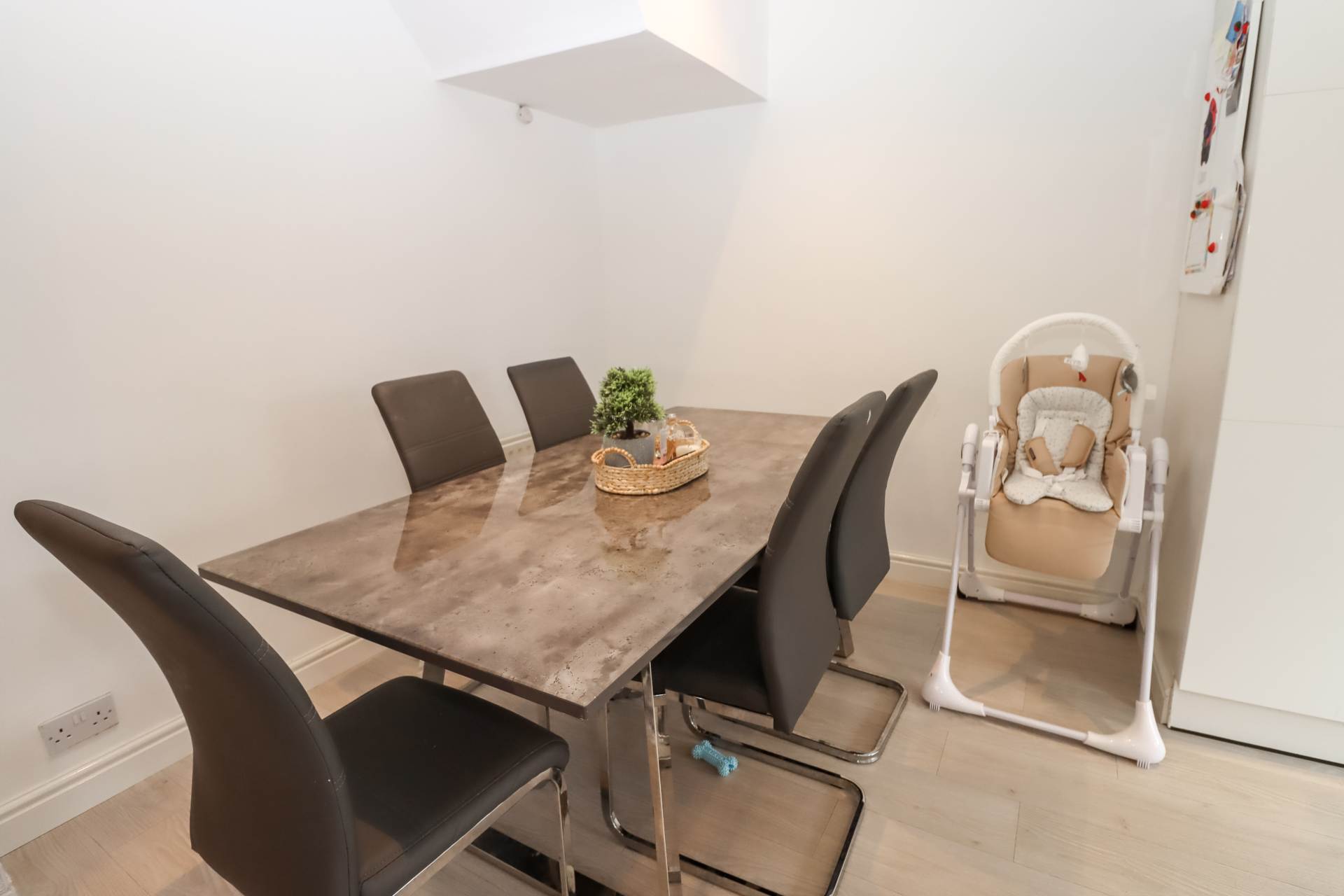 186 Comber Road, Dundonald, Image 11