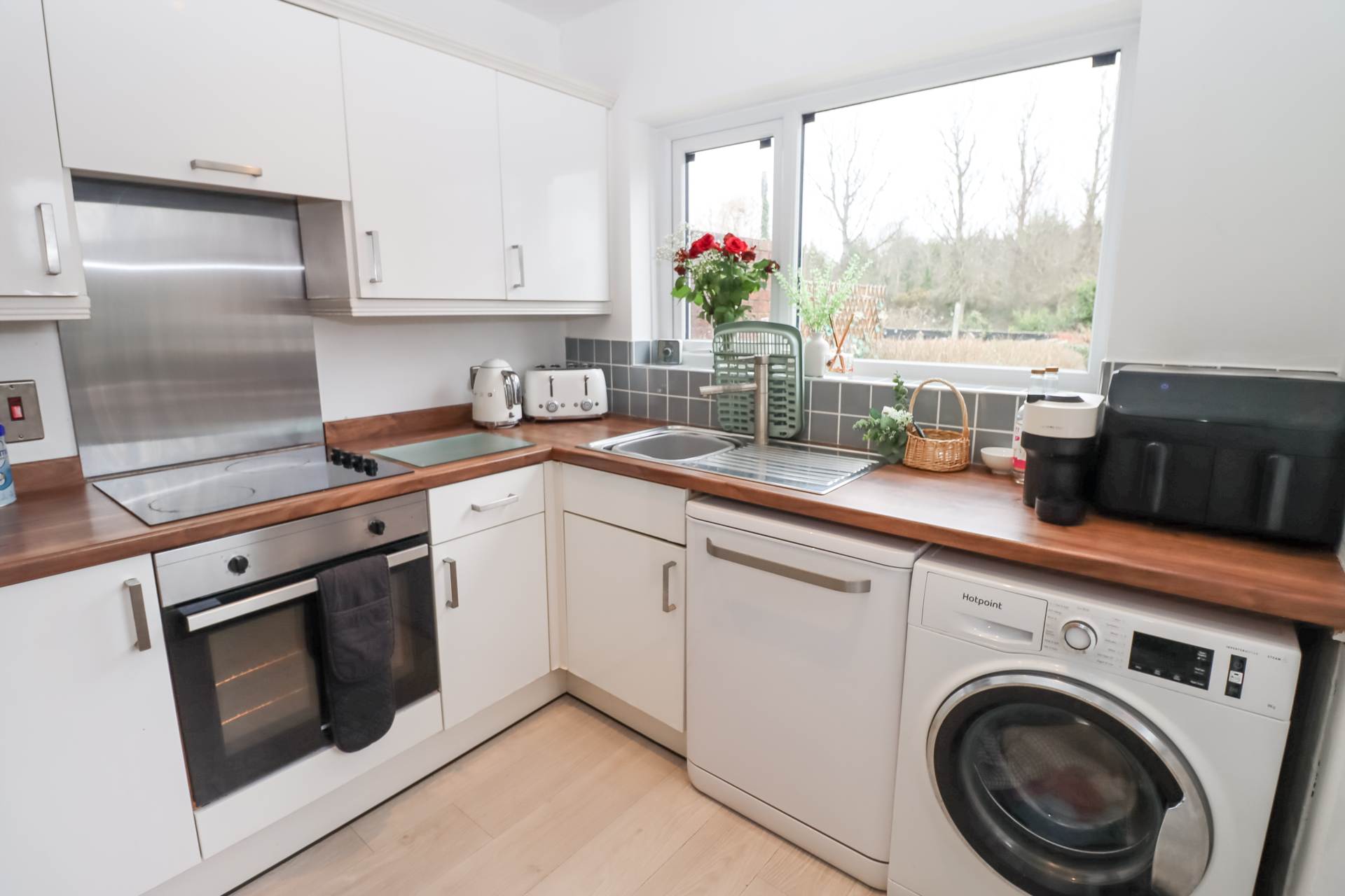 186 Comber Road, Dundonald, Image 13