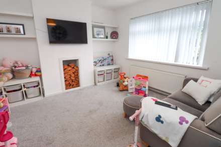 186 Comber Road, Dundonald, Image 6