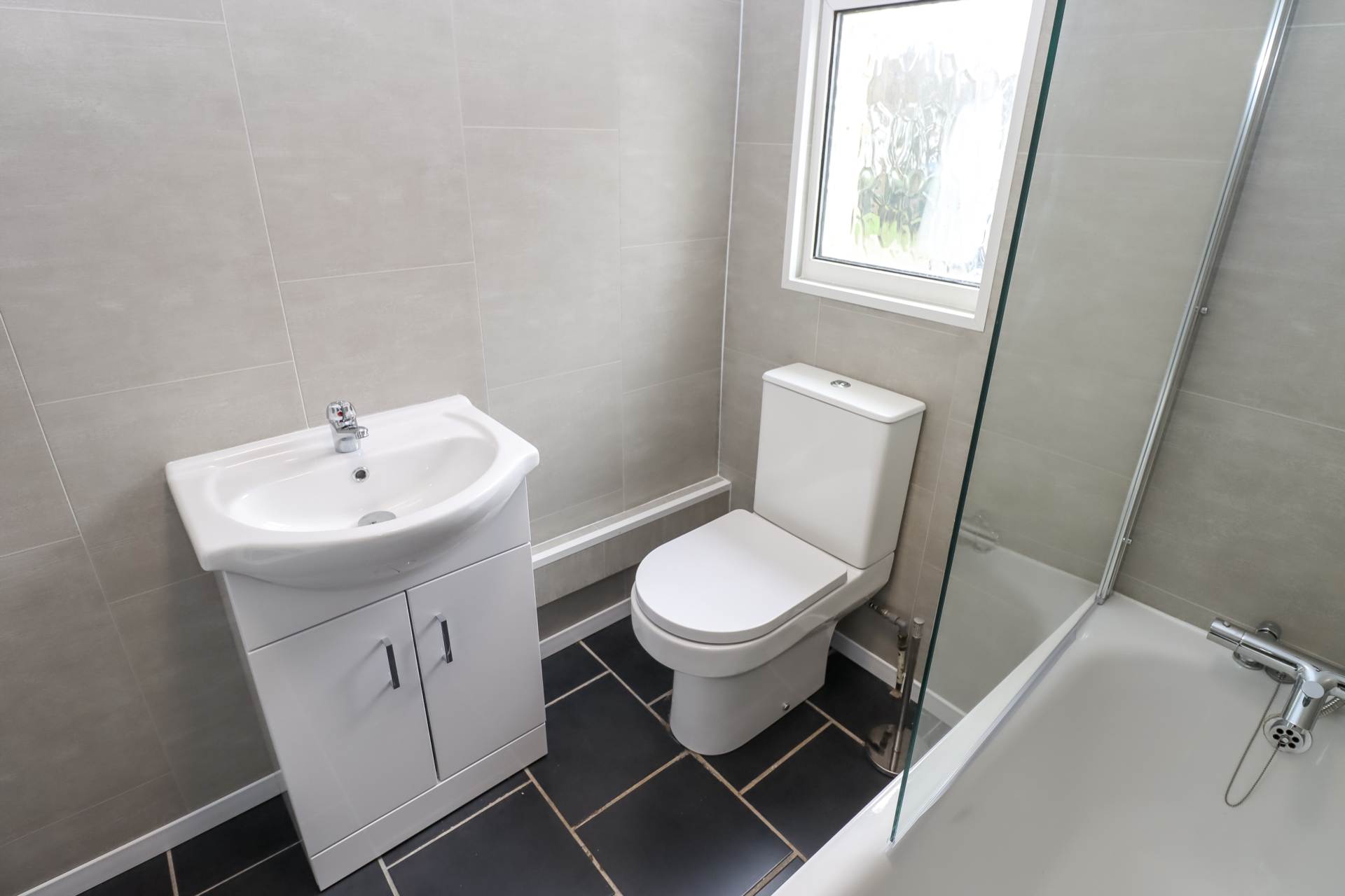 27 Park Avenue, Dundonald, Image 12