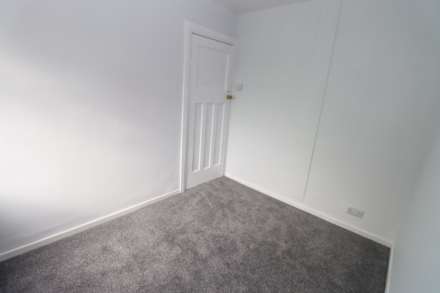 27 Park Avenue, Dundonald, Image 11