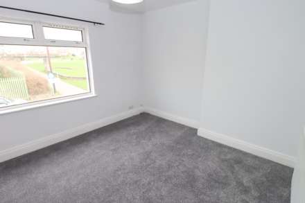 27 Park Avenue, Dundonald, Image 8