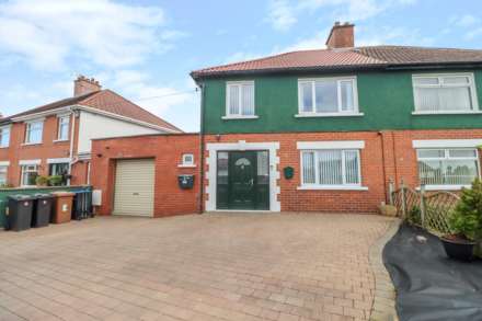 22 Cumberland Drive, Dundonald, Image 1