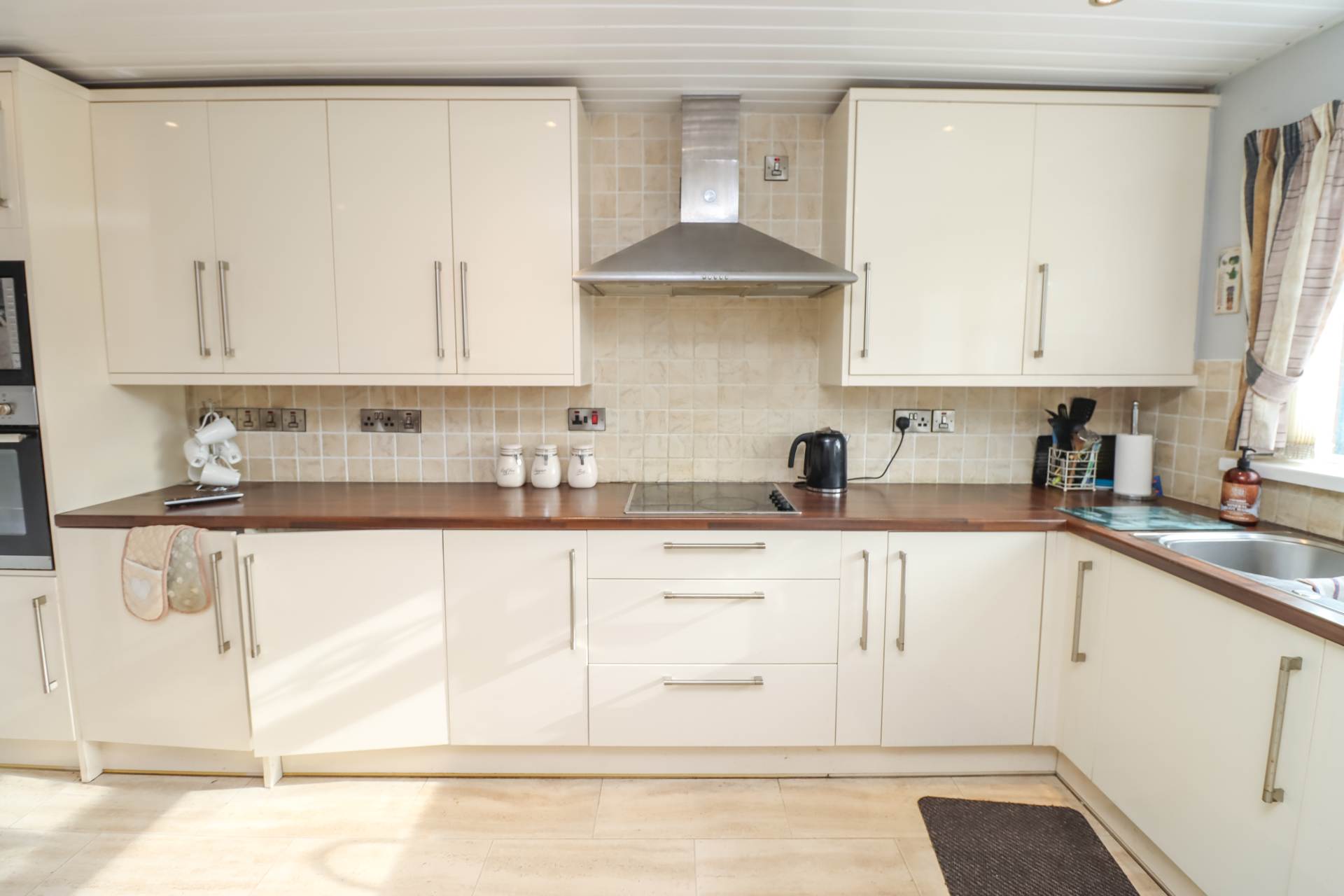 16 Carrowreagh Gardens, Dundonald, Image 8