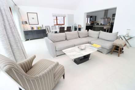 B13 The Beeches, 42 Windsor Park, Malone, Image 11